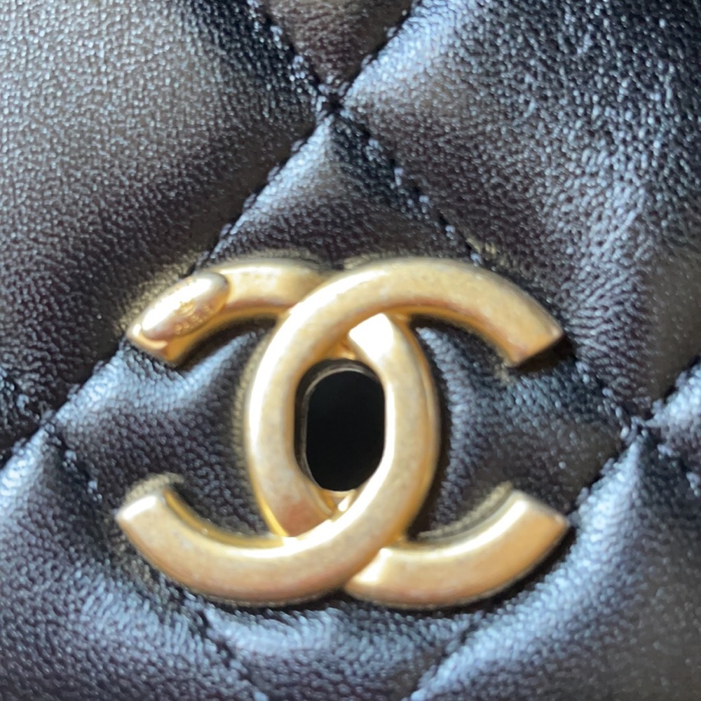 Chanel 21B Mini Flap Bag Blk Lambskin GHW